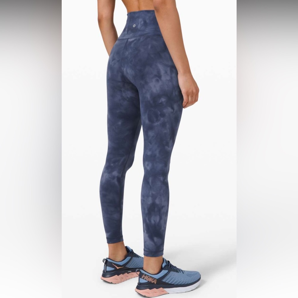 Lululemon Wunder Under High Rise Tight 25” in Blue Diamond Dye